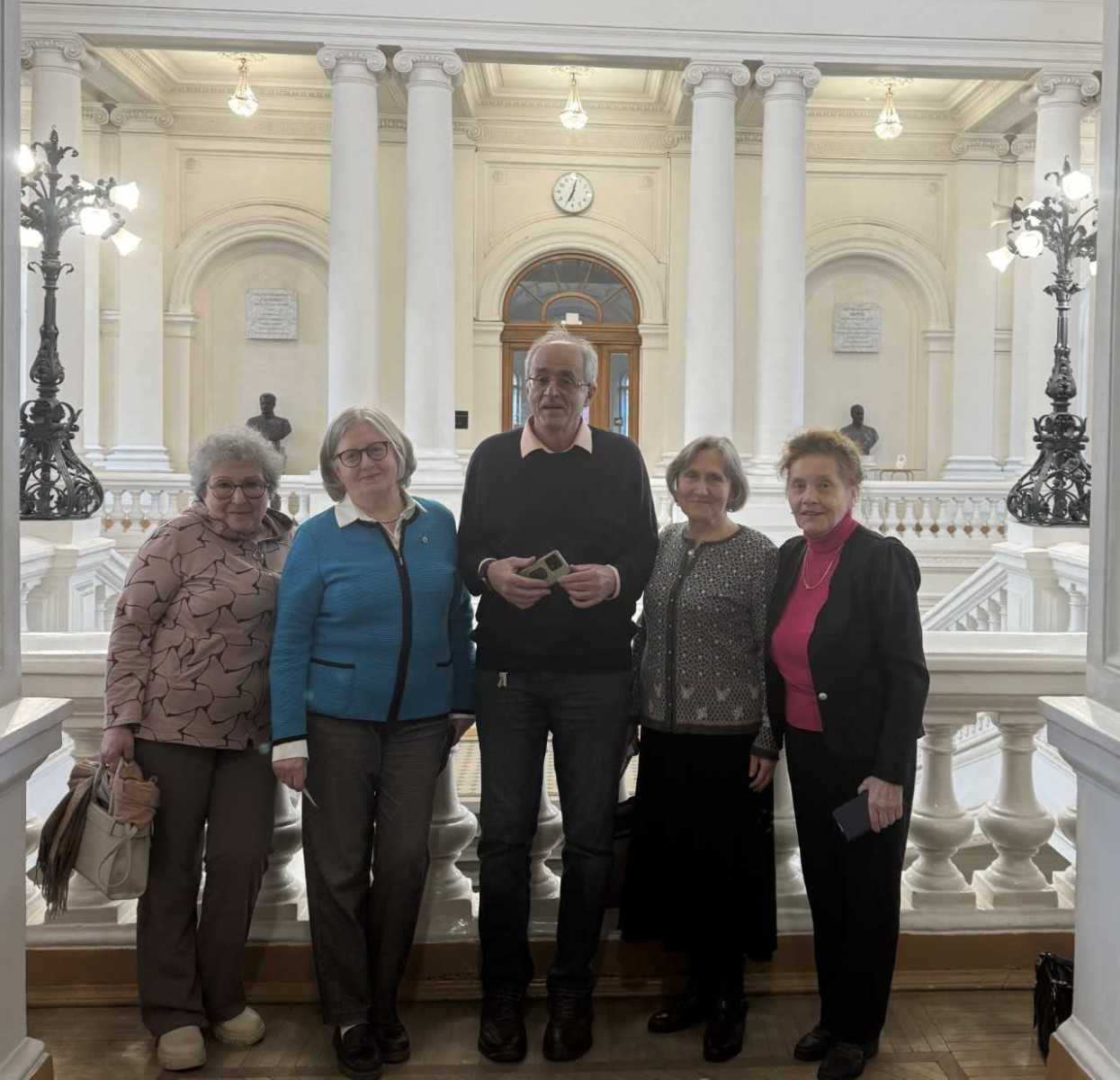 Полвека в науке и верности Политеху: выпускники ФизМеха 1976 года отметили золотой юбилей